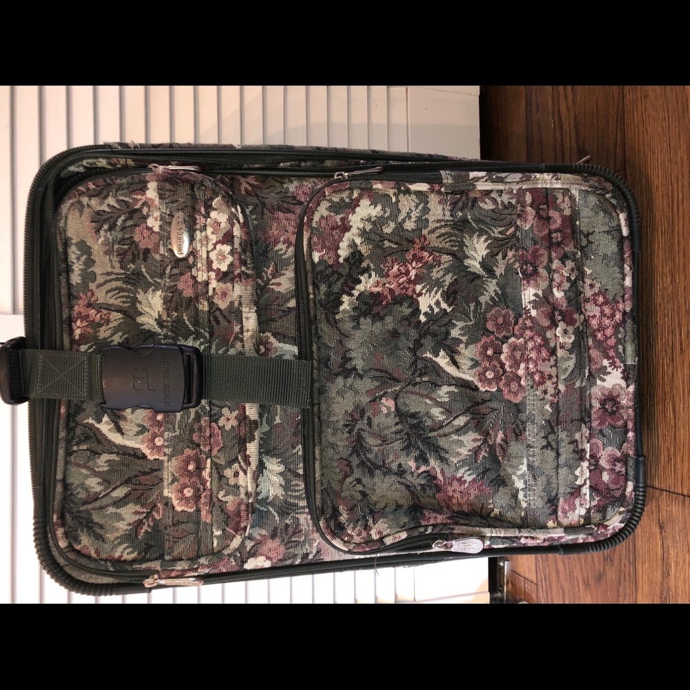 Pierre Cardin carry on luggage suitcase